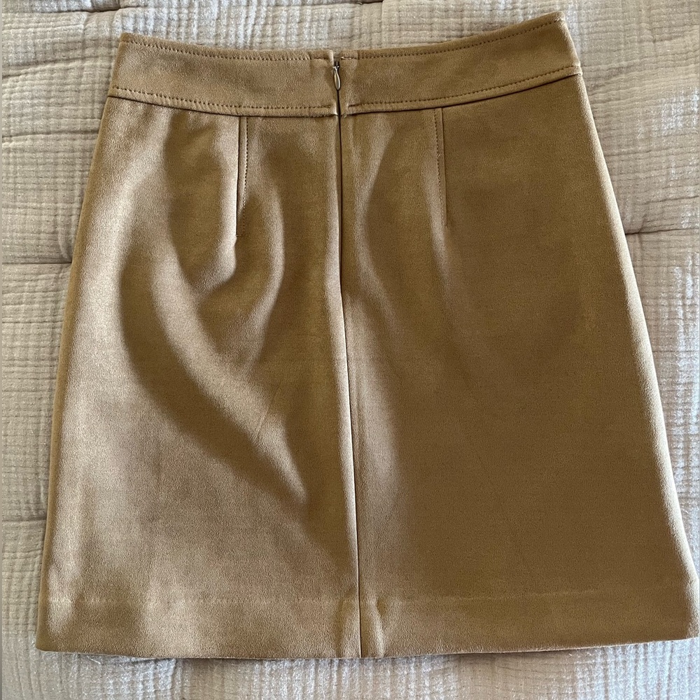 Like-New LOFT Faux Suede Pocket Shift Skirt - Picture 6 of 8